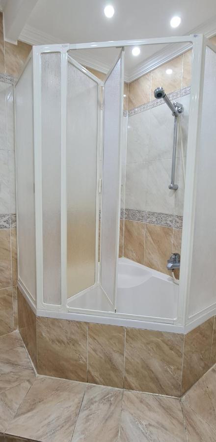 Comfy 3 Bedrooms Apartment In Cairo 96 Eksteriør bilde